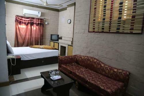 New Pride Hotel Multan