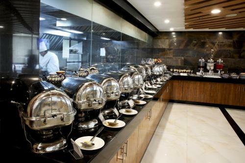 Avari Xpress Hotel Multan