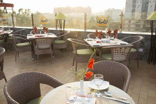Maisonette Xpress Hotel