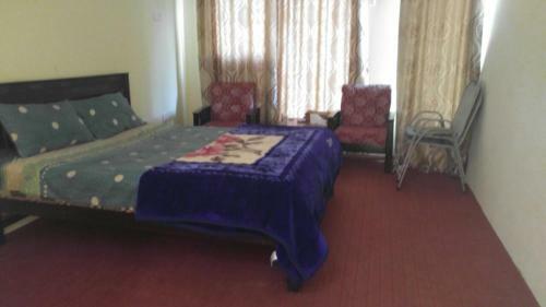 Pir Sohawa Hotel
