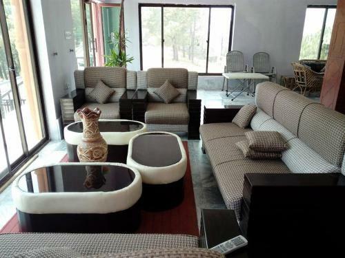 Pir Sohawa Hotel