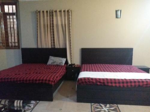 Hostal Elegant Palace Guest House