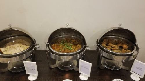 Zifan Hotel & Suites