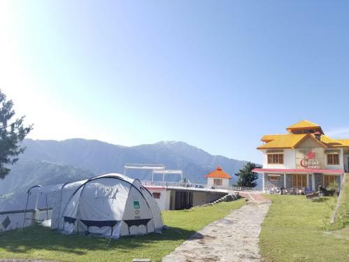 Hotel Chinar Resorts