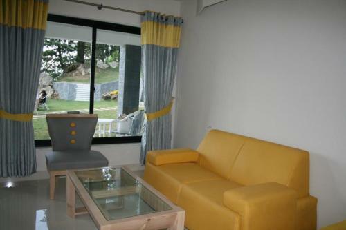 Hotel Summer Retreat