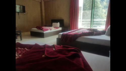 Al Hamrah Hotel