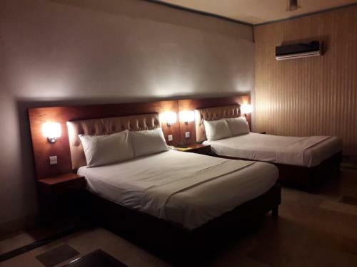 Ar Hotel