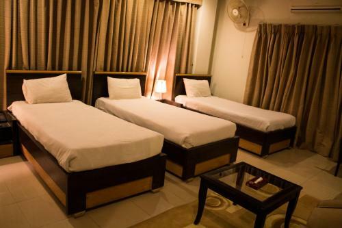 Hotel Country Inn