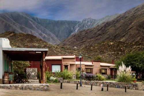 Hostal Miraluna Caba�as