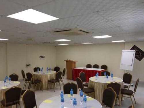 Muscat Hills Hotel
