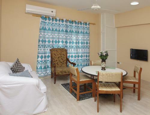 Apartamento Gap Furnished Flats Barka Oman