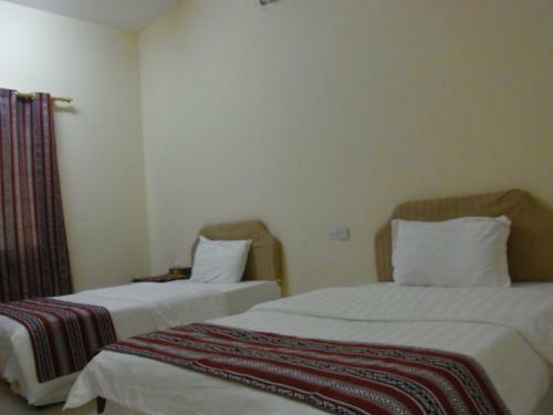 Al Ghazlan Hotel Sinaw