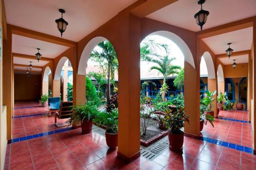 Hotel Los Arcos