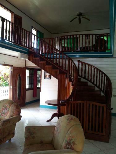 Hostal Jackson Guest House
