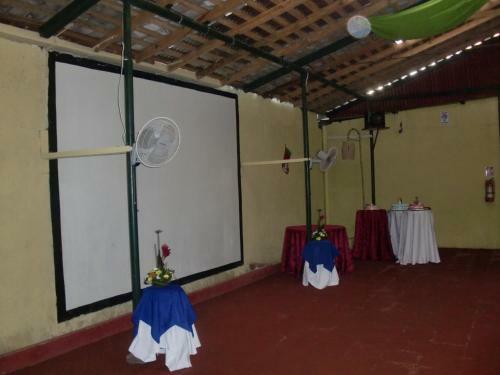 Hotel Charly`s, El Viejo Chinandega