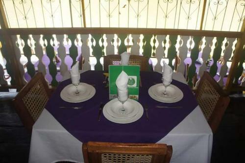 Hotel Alojamiento Rio Sabalo, Chocano