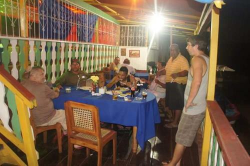 Hotel Alojamiento Rio Sabalo, Chocano