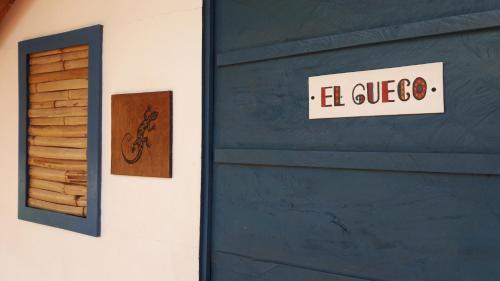 La Urraca Loca Hostel