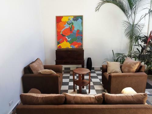 Lovely New-build Colonial House With Plunge Pool