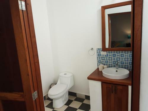Lovely New-build Colonial House With Plunge Pool