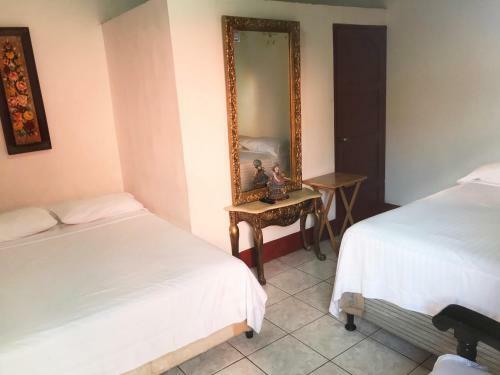 Hostal Hospedaje Y Cafe Ruiz