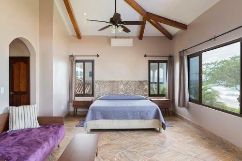 Mi Casa So�ada (house & Studio)