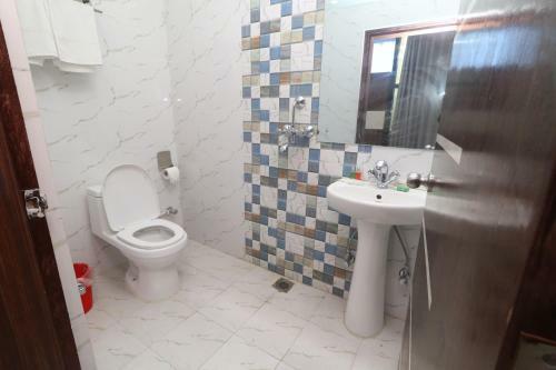 Hotel Gajur Palace