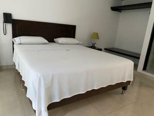 Hotel Torres Del Llano