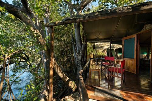 Ichingo Chobe River Lodge