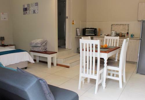Hostal Tranquility Guest House