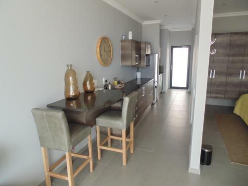 Apartment 32, Bay View Suites