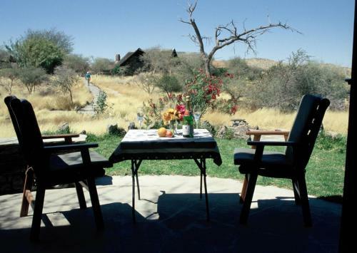 Etusis Lodge