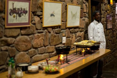 Etusis Lodge