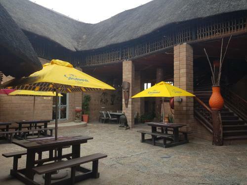Oshandira Lodge