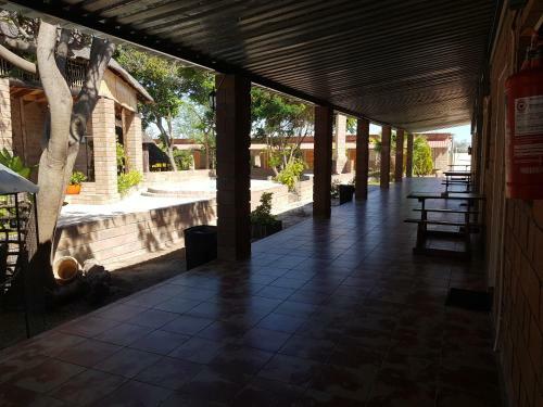 Oshandira Lodge