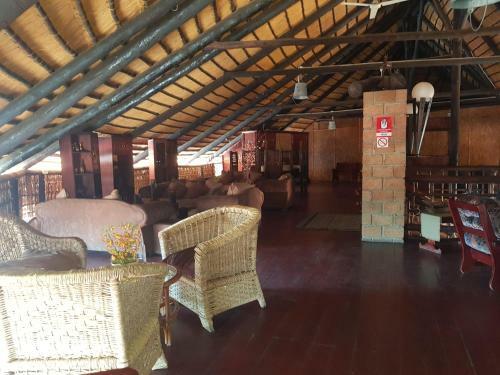 Oshandira Lodge