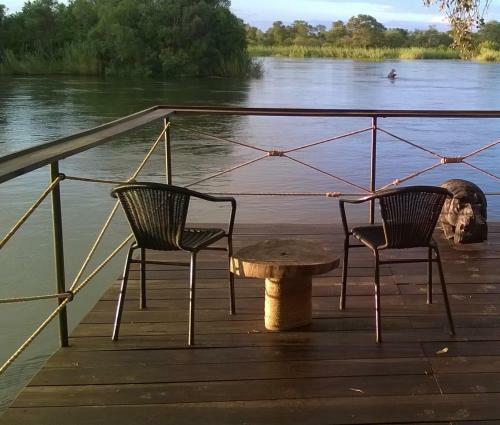 Mobola Lodge