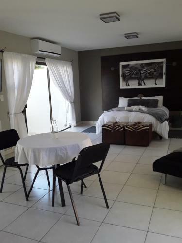 Hostal Die Windpomp Guesthouse
