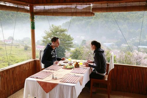 Hill Top Villa Hotel