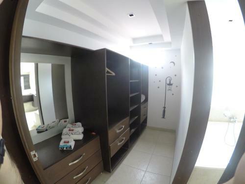 Sky Club Eco Hotel