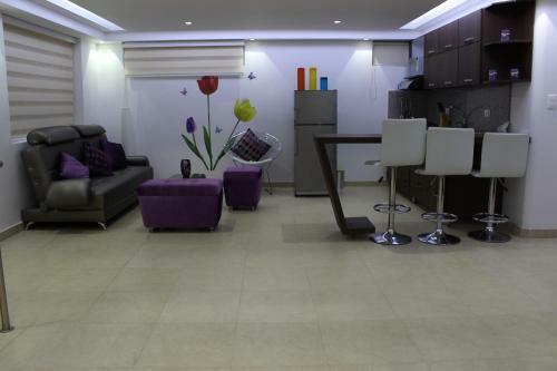 Sky Club Eco Hotel