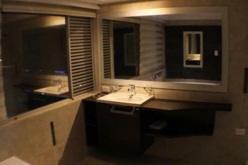 Sky Club Eco Hotel