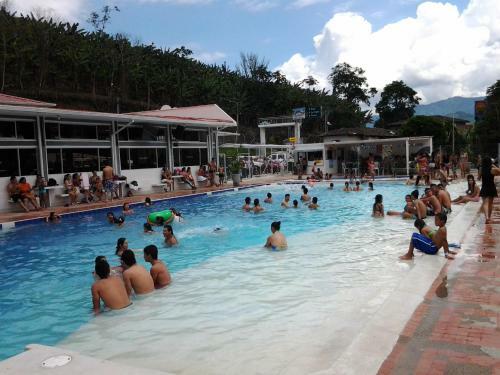 Sky Club Eco Hotel