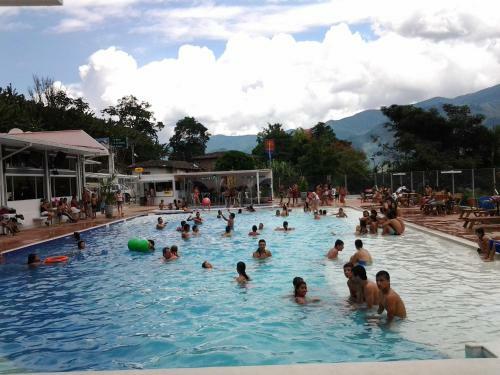Sky Club Eco Hotel