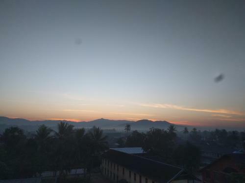Shwe Moung Than Hotel