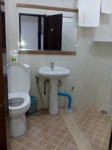 Golden Win 2 Hotel