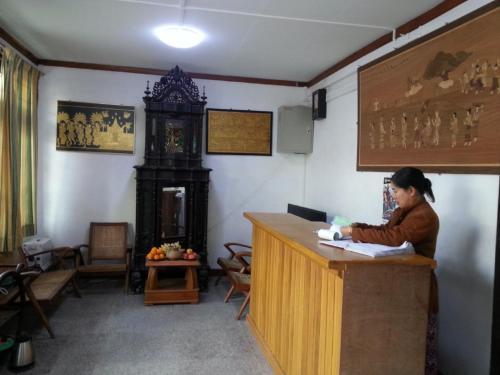 Golden Win 2 Hotel