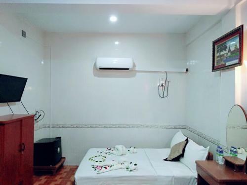 Golden World Hotel