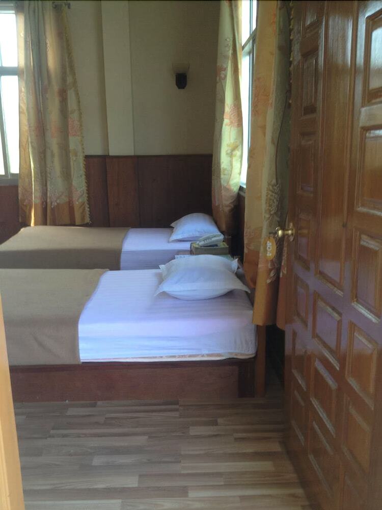 Jade Garden Hotel