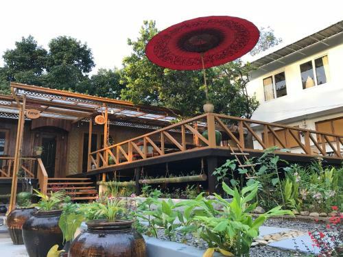 Albergue Cottage House
